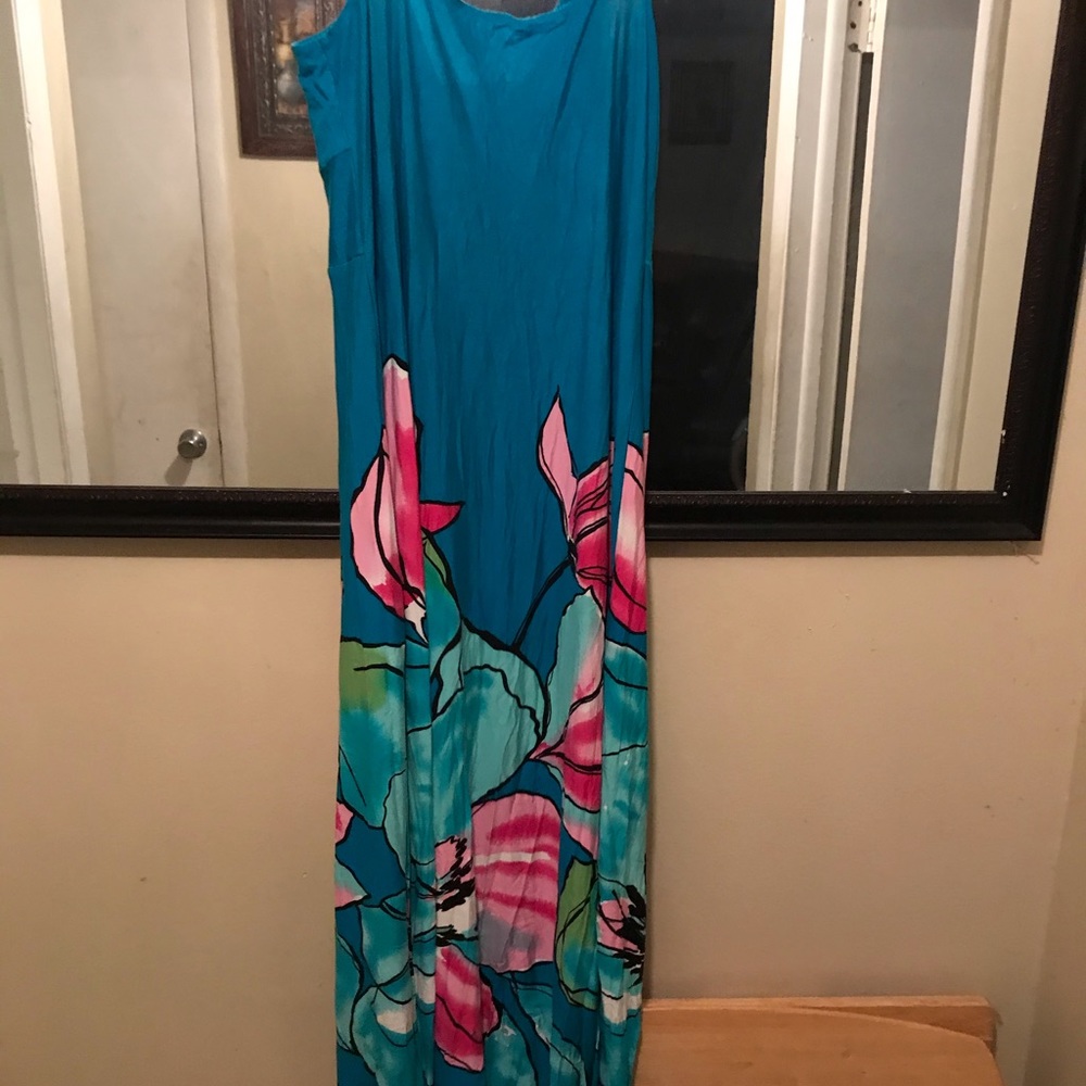 Dress 🤑 - Picture 2 of 2